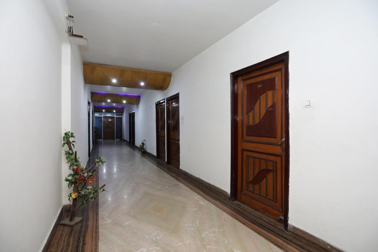 The Gagan Plaza Hotel Канпур Экстерьер фото
